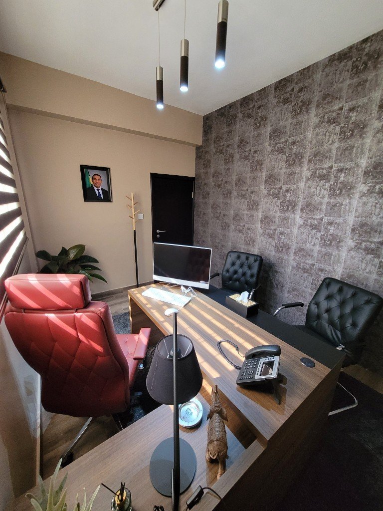 Jamaican Consulate Office